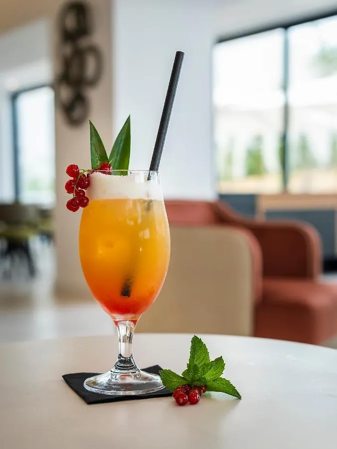 אלבופיירה Regency Salgados Hotel & Spa 4*,  פורטוגל